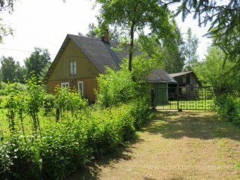 Mednieku iela 27