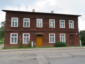 Brīvības iela 32