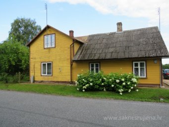 Valdemāra iela 42