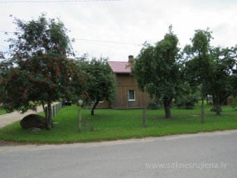 Lāčplēša iela 4