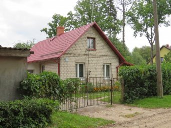 Dārza iela 28