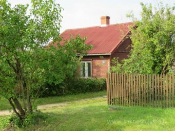 Pērnavas iela 19