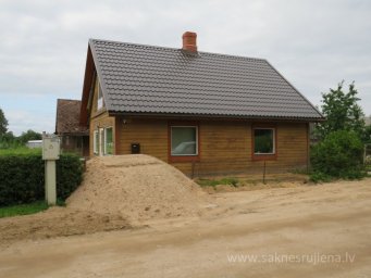 Lāčplēša iela 35
