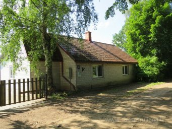 Rūjas iela 8