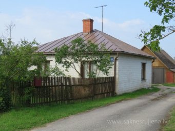 Pērnavas iela 21
