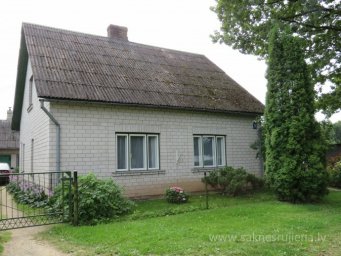 Kronvalda iela 28