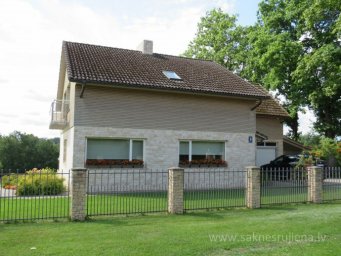 Saules iela 8