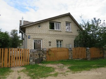 Kalēju iela 16