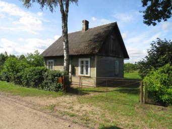 Austrumu iela 17