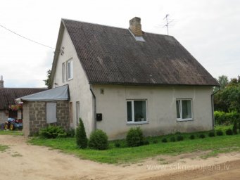 Kronvalda iela 38